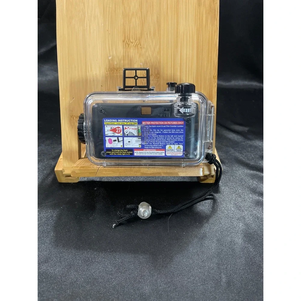 Snap Sights 35mm Underwater Film Camera Waterproof Case Flash Focus Free Black